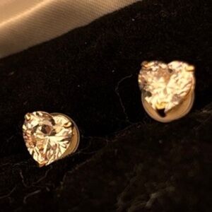 Elegant 14kt. Gold Heart Shaped 1 carat each stone… new.